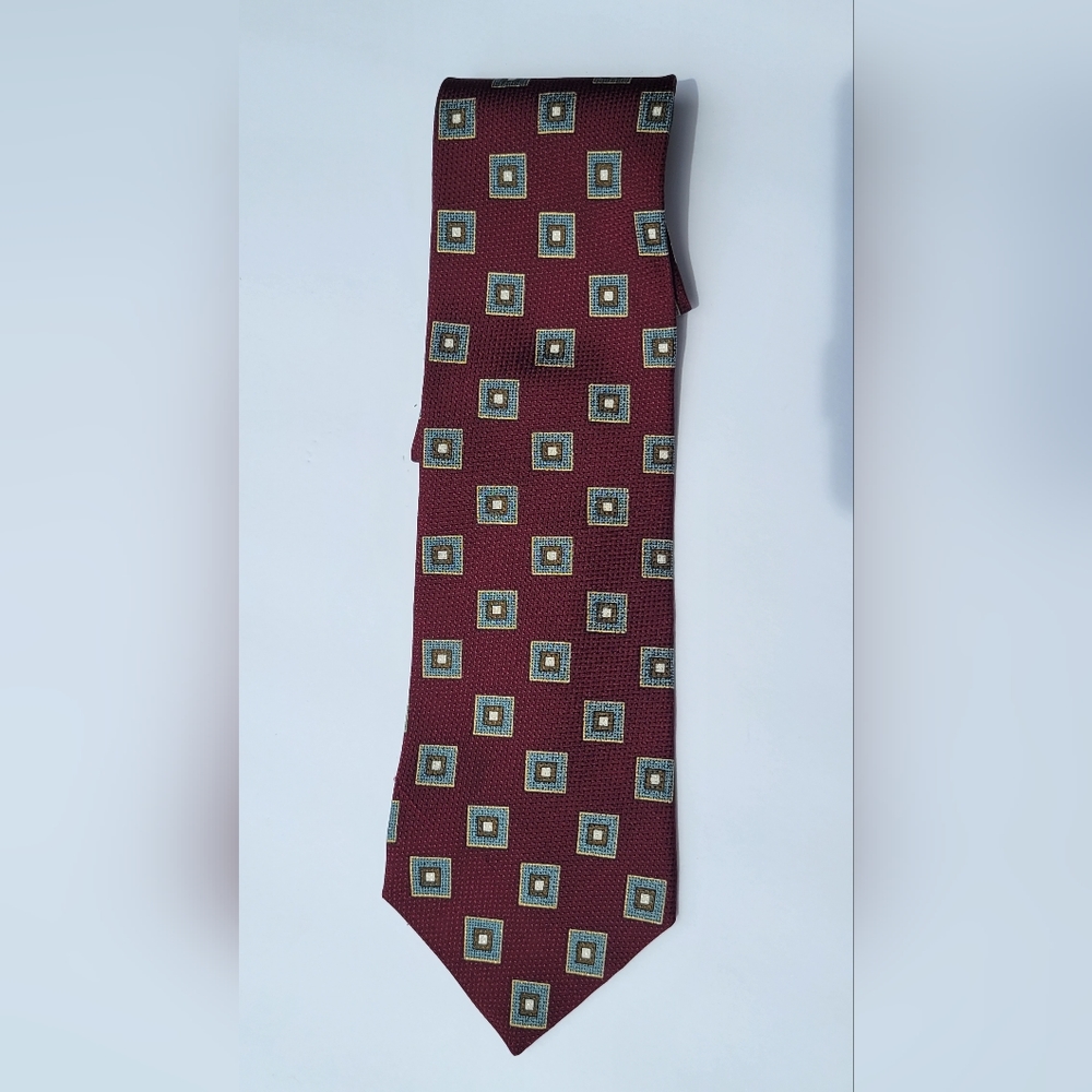 Ike Behar NY 100% Silk Tie
